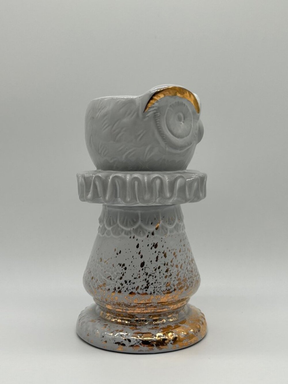 Anthropologie Stoneware Owl Chess Piece Vase Gray Gold Retired Regency Whimsical - Picture 2 of 7